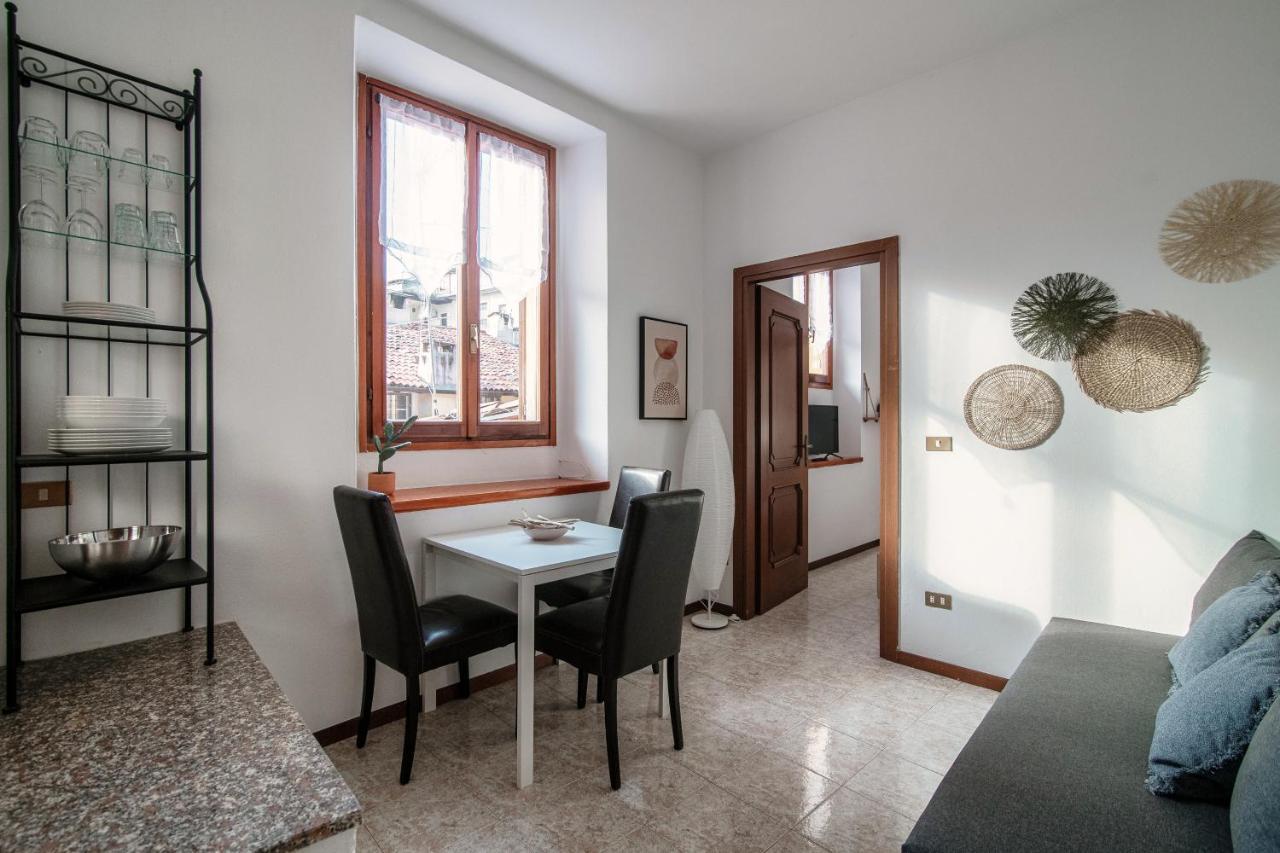 Apartment Piazza Roma By Quokka 360 - Historic Flat In The Centre Of Como Exterior photo