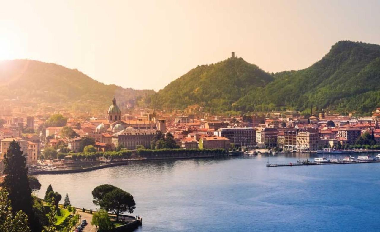 Apartment Piazza Roma By Quokka 360 - Historic Flat In The Centre Of Como Exterior photo